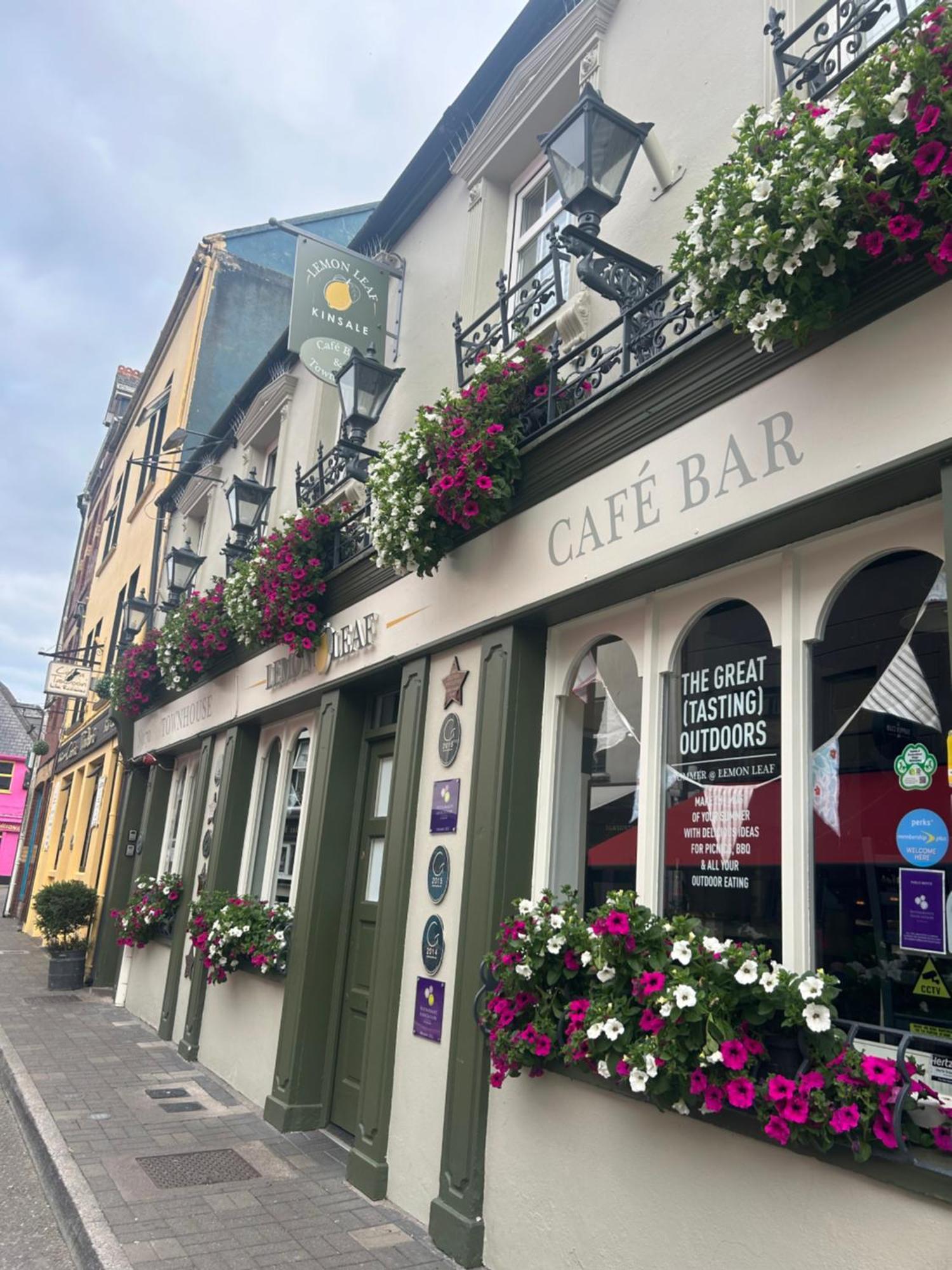 The Lemon Leaf Cafe Bar And Townhouse Hotel Kinsale Exterior photo